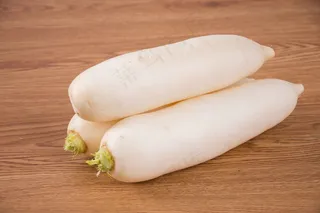 新鲜白萝卜食材