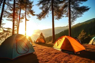 露营山顶日出日落摄影图