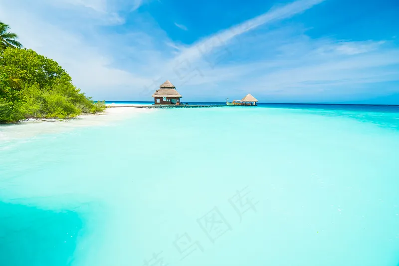 大海沙滩图片