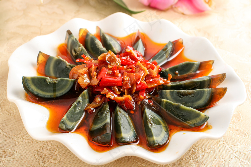 凉拌松花蛋美食小吃