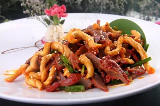 麻花鸡胗  25元例