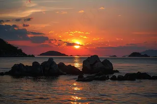 海上清晨日出朝霞云层摄影图