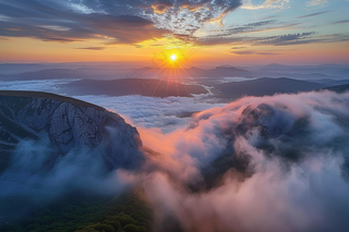 清晨日出朝霞云层摄影图