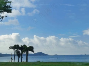大海，蓝天