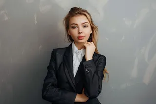 商务工作职业女性人像摄影图