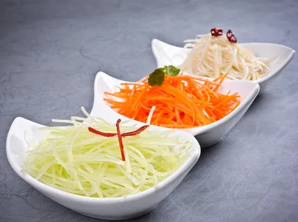 凉拌三丝38元、份
