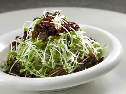 LCSC3823云耳萝卜苗