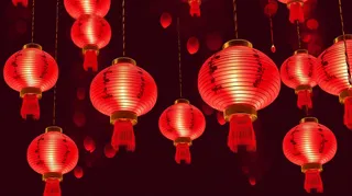 中式红灯笼黑暗背景摄影图