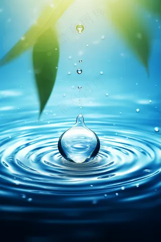 水滴水面蓝色背景绿叶摄影图