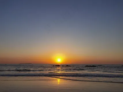 金色的阳光日出