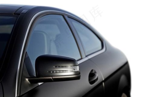 奔驰倒车镜特写图片