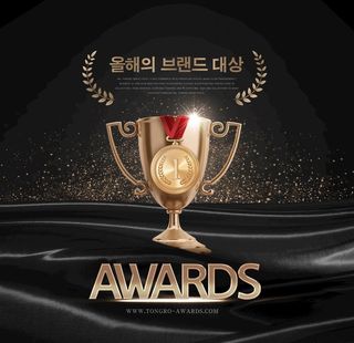 获奖的奖杯与金牌图片