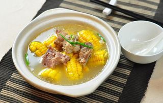 玉米排骨汤图片