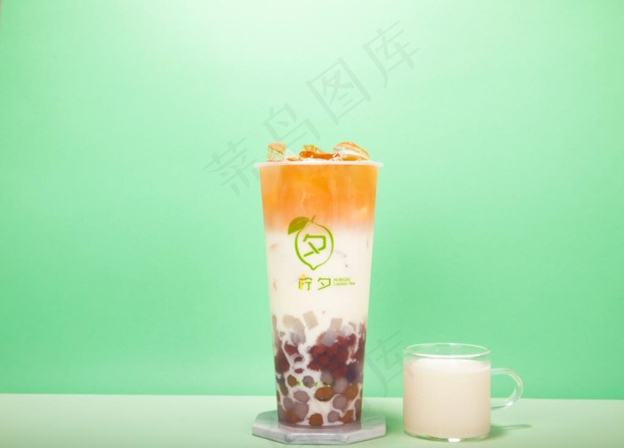 芋圆三兄弟牛乳茶图片