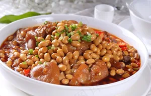 黄豆焖猪手图片