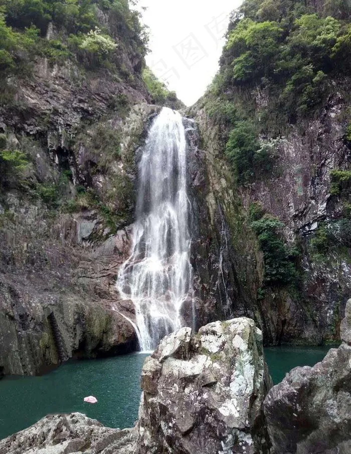 龙湾潭瀑布图片