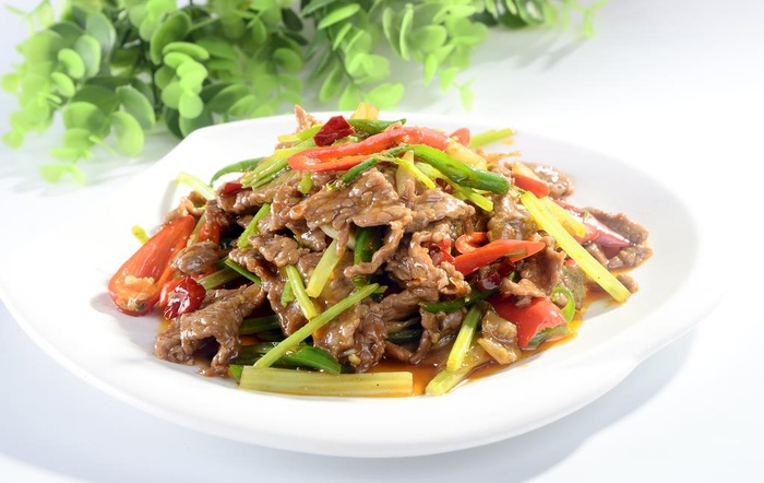 小炒黄牛肉图片