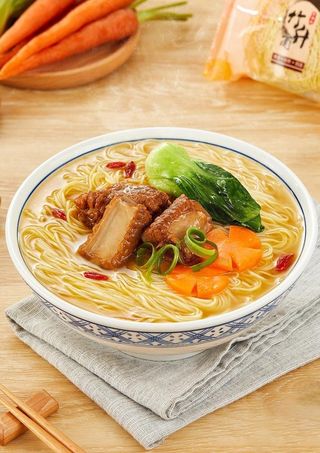 排骨面图片