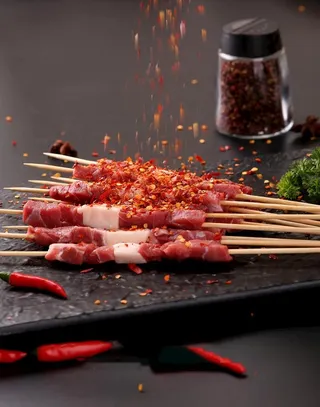 新鲜烤肉串图片