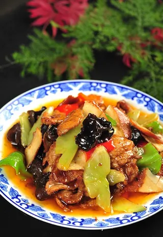 木耳肉片 肉片木耳 莴笋肉片图片