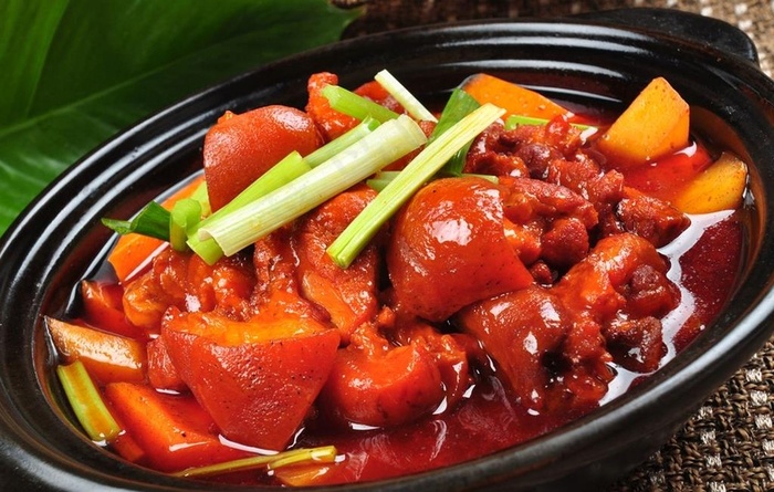 土豆红烧肉图片