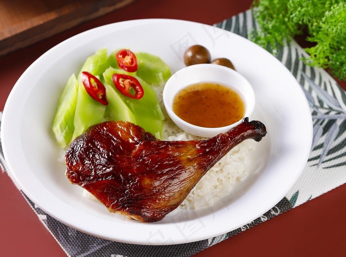 烧鸭腿饭图片