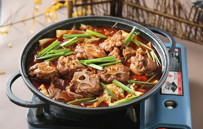 羊蝎子锅仔图片