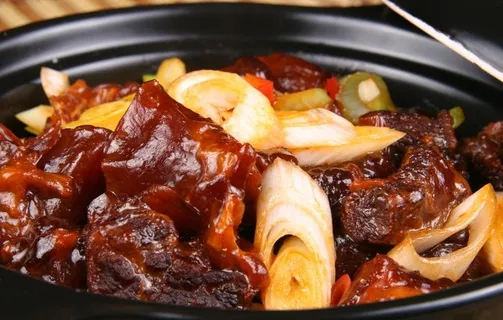 滋补牛筋煲图片