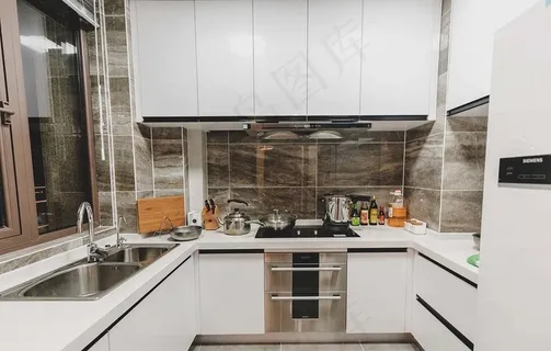 黑白灰搭配图片