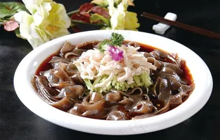 鸡丝蕨根粉图片