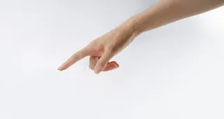 伸出食指点按图片