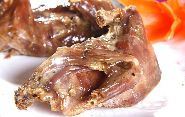 碳烧鸽图片