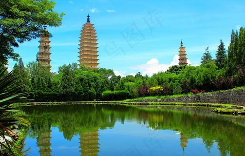 崇圣寺三塔图片