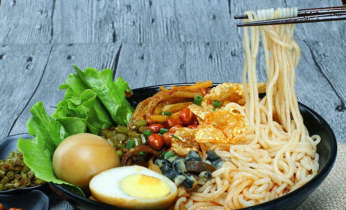 柳州螺蛳粉图片