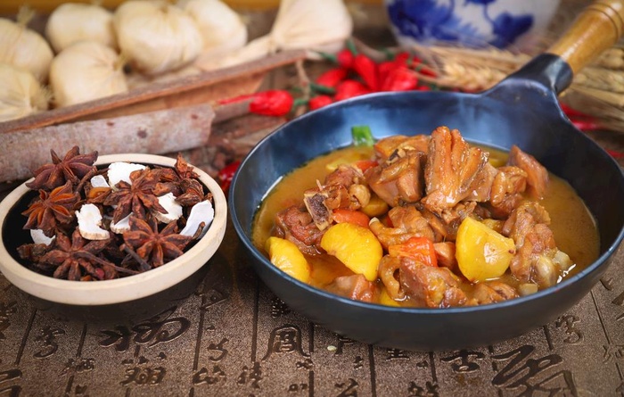 土豆黄焖鸡图片