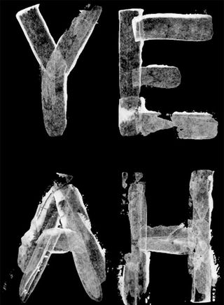 单色 字母 网点 T恤设计图片