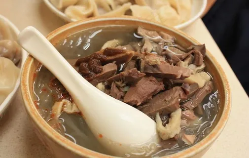 牛杂粉丝汤图片 牛杂粉丝汤图片
