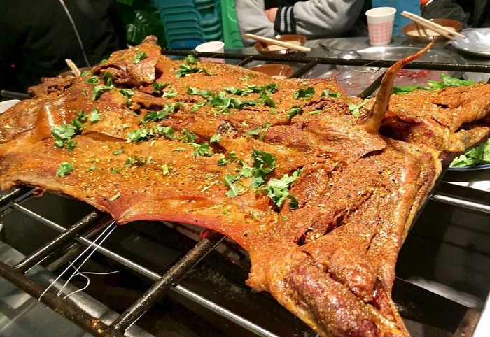 烤全羊图片