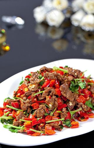 小炒黄牛肉图片