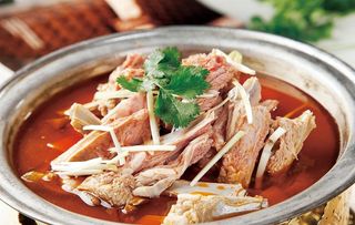 铜锅炖羊排图片