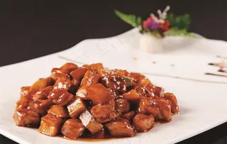 杏鲍菇牛仔粒图片