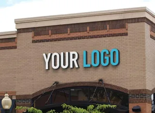 户外logo样机图片