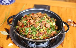 青菜牛肉 牛肉 干锅牛肉图片