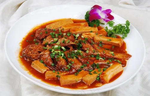 黄鱼烧豆腐图片