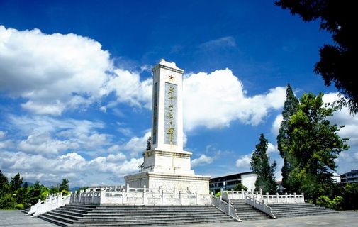 烈士纪念碑图片