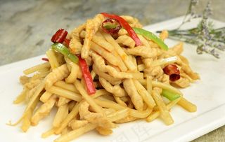 美食酸笋炒肉丝摄影图片