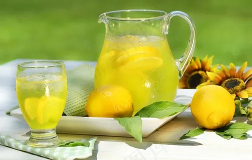 柠檬汁图片