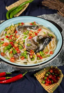 鱼头面图片 鱼头面图片