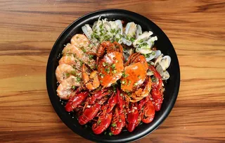 海鲜煲图片