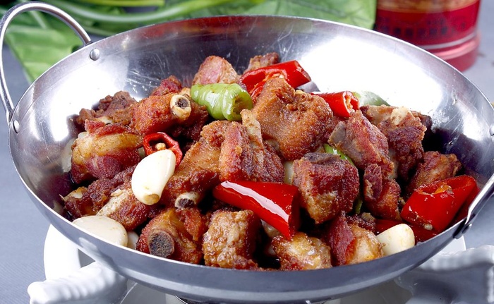 干锅香辣排骨图片